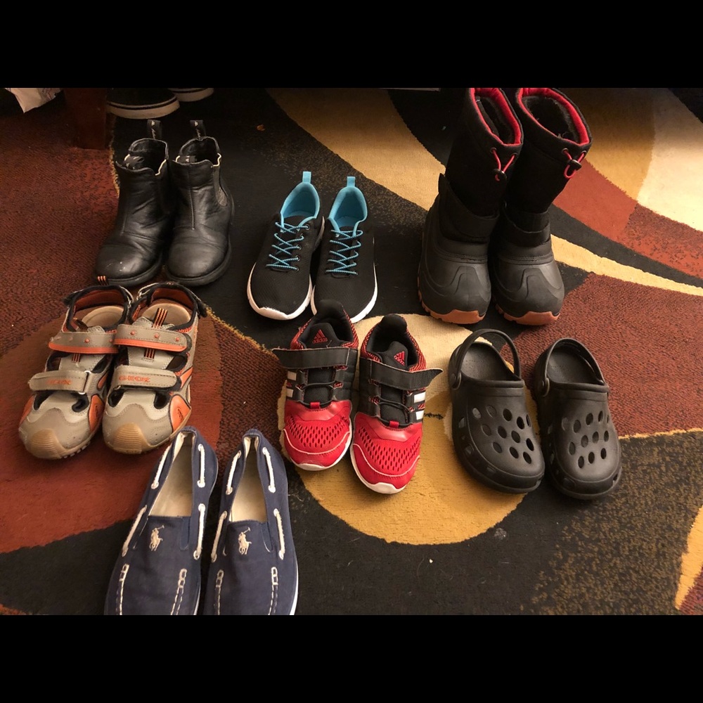 Boy’s shoes
